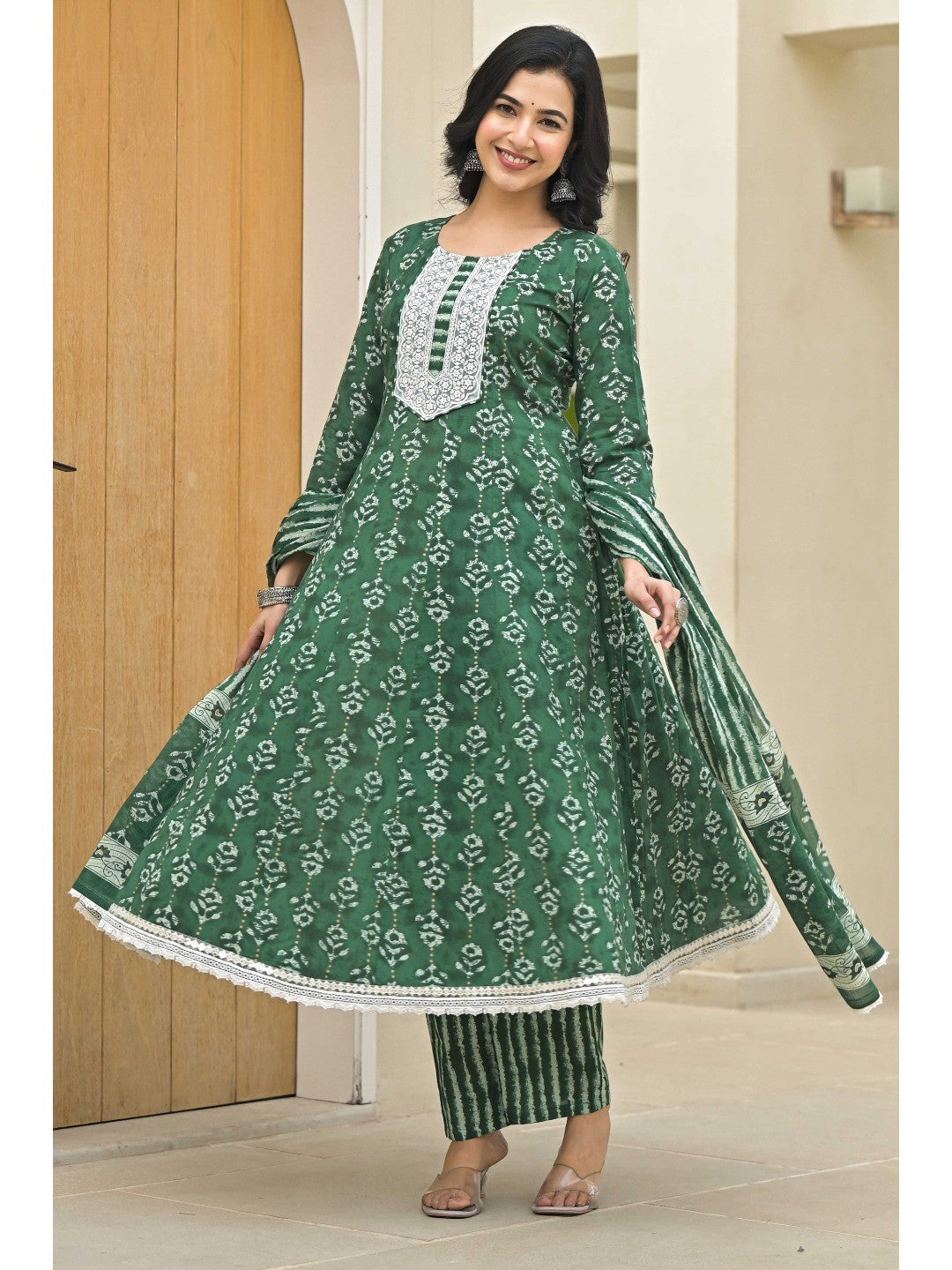 Green Floral Printed Pure Cotton Anarkali Salwar Suit - Image 7