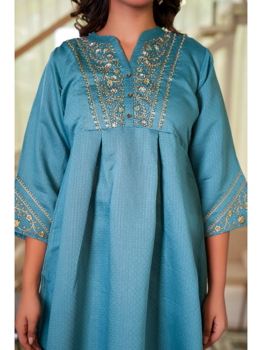 Sea Green Co-Ord Outfit in Viscose Fabric with Neck Embroidery Accent - Image 4