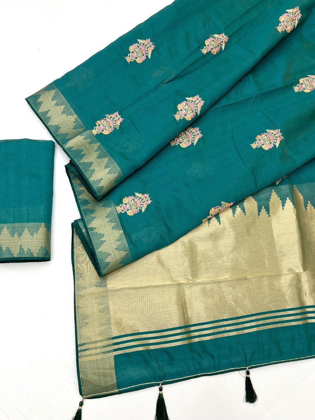 Refreshing Teal Cotton Blend Saree Highlighted By Intricate Floral Embroidery & Zari Weaving - Image 3