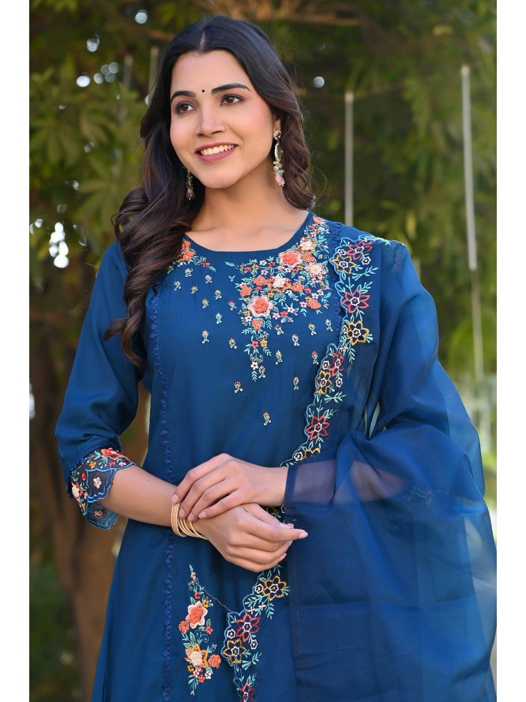 Navy Blue Floral Embroidery Handwork Viscose Salwar Suit - Image 6