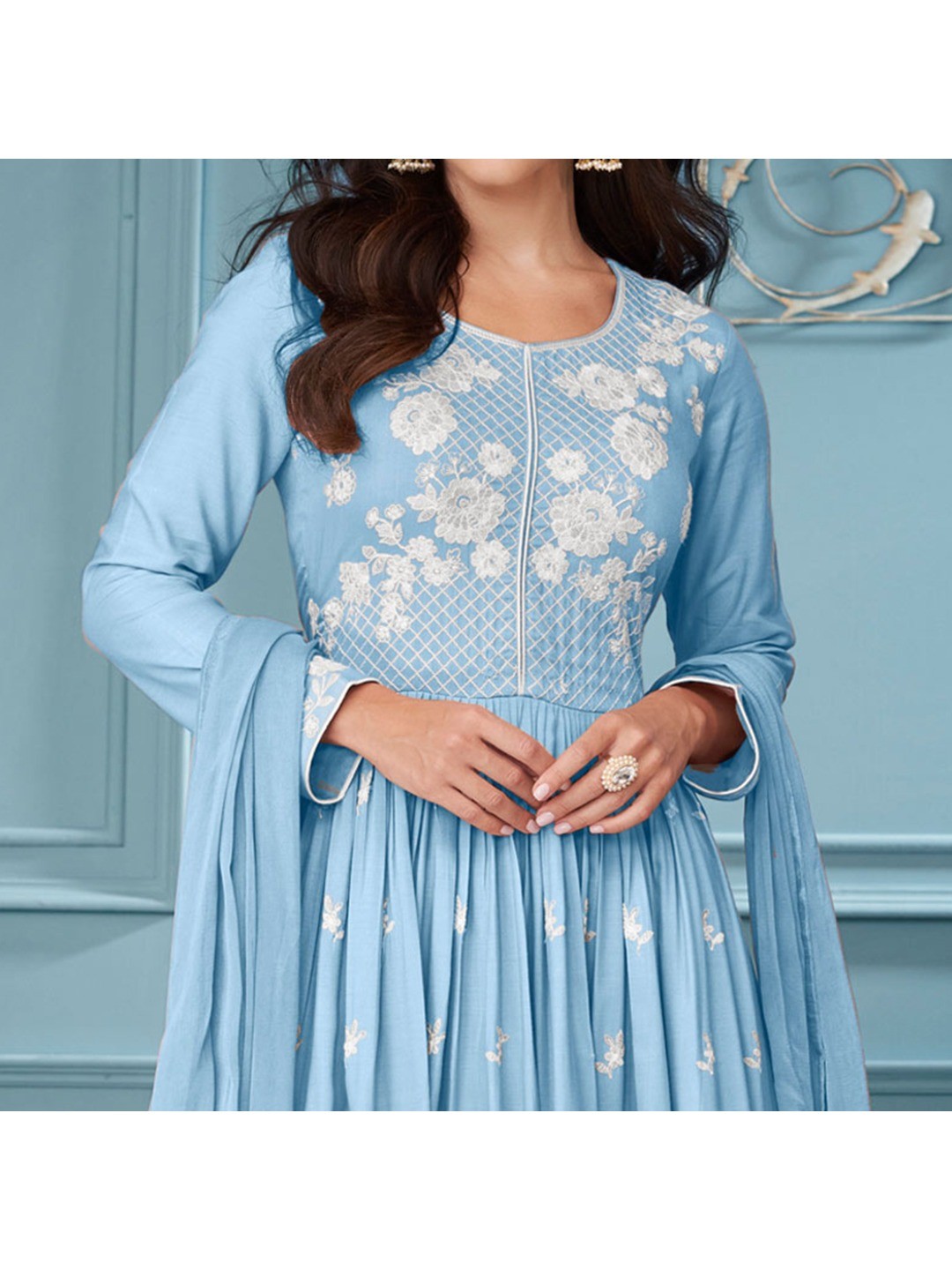 Lavender Lucknowi Embroidered Rayon Palazzo Suit - Image 4