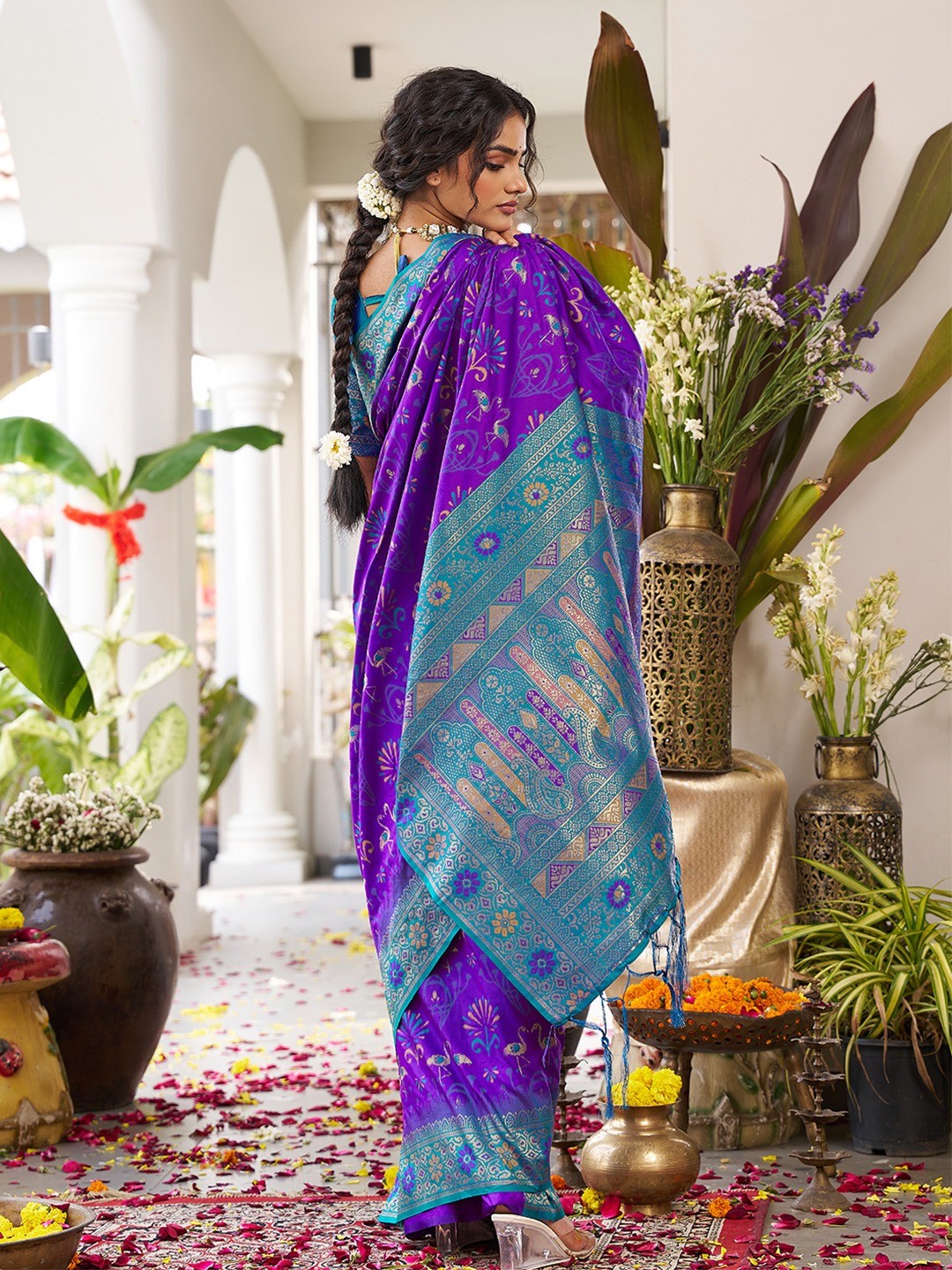 Classic Violet Soft Silk Blend Saree Enhanced With Traditional Floral Weaving & Tassel Pallu - Image 5