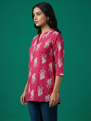 Pink Floral Print Pure Cotton Top Crafted for Relaxed Casual Wear - Image 2