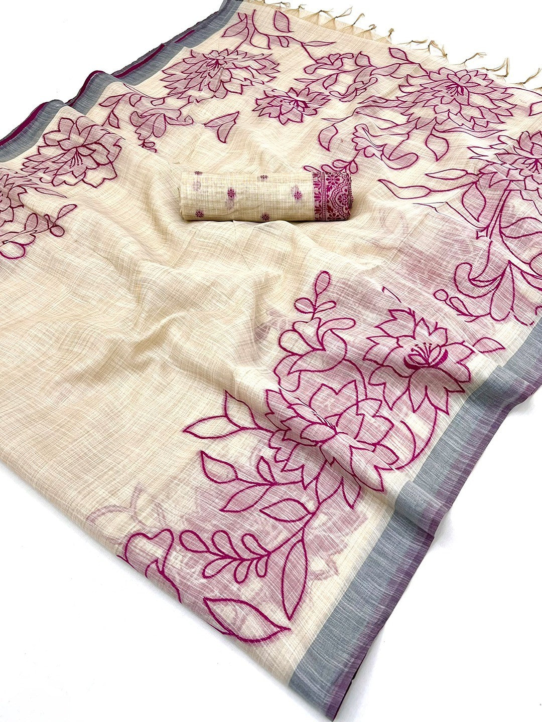 Beige Woven Cotton Blend Saree Featuring Pink Floral Pattern In Jamdani Style - Image 2
