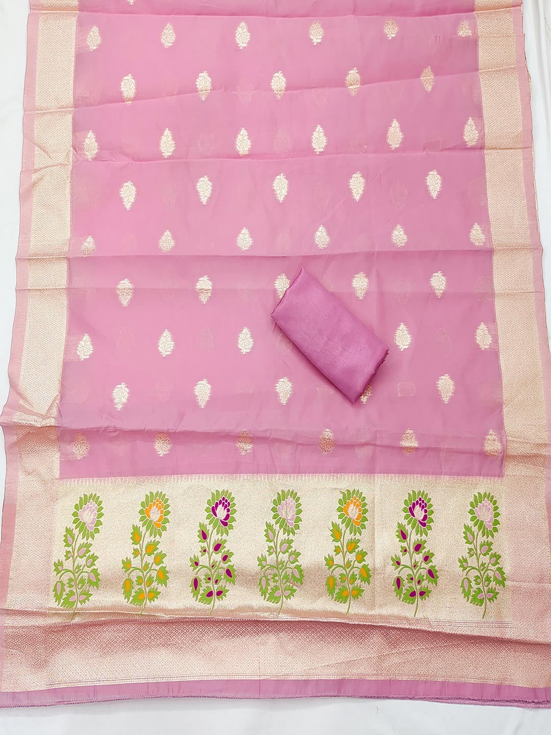 Luxurious Pink Banarasi Silk Dress Material With Floral Weaving Jacquard & Meenakari Artistry - Image 3