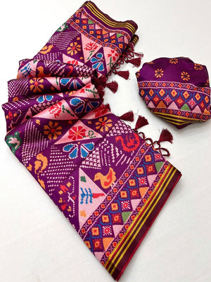 Purple Handloom Silk Saree with Ethnic Traditional Patola Pattern for Special Occasions - Image 2