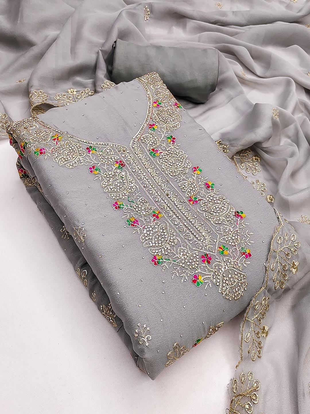 Grey Floral Embroidery Georgette Dress Material With Shimmering Zarkan & Diamond Accents - Image 4