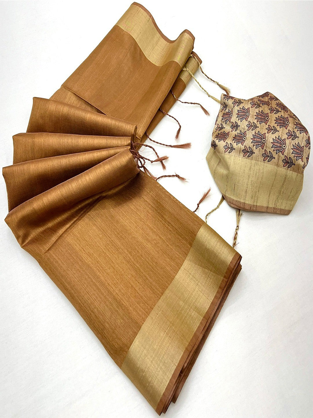 Elegant Brown Tussar Silk Saree with Golden Border - Image 3