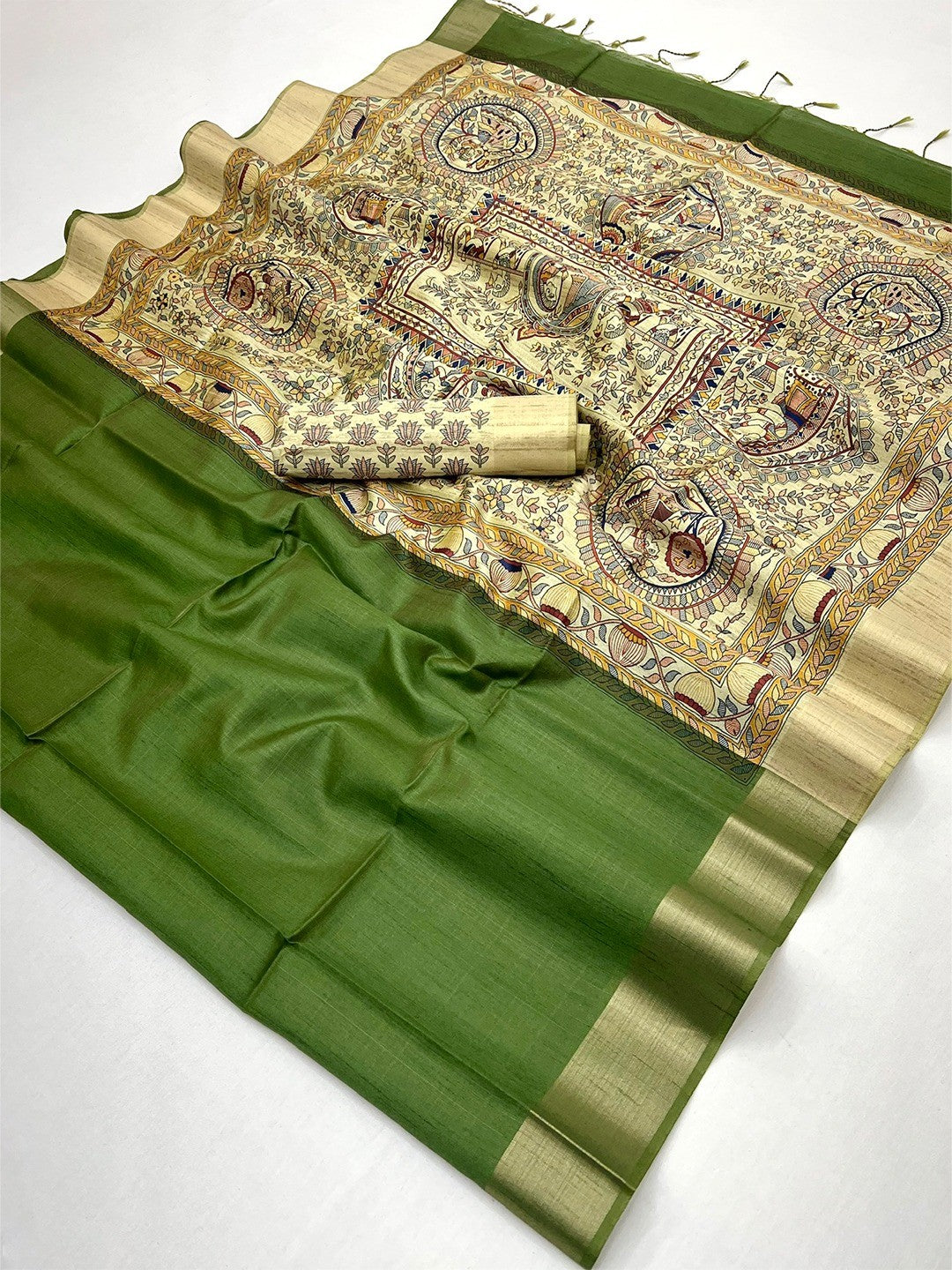 Elegant Green Tussar Silk Saree with Golden Border - Image 2