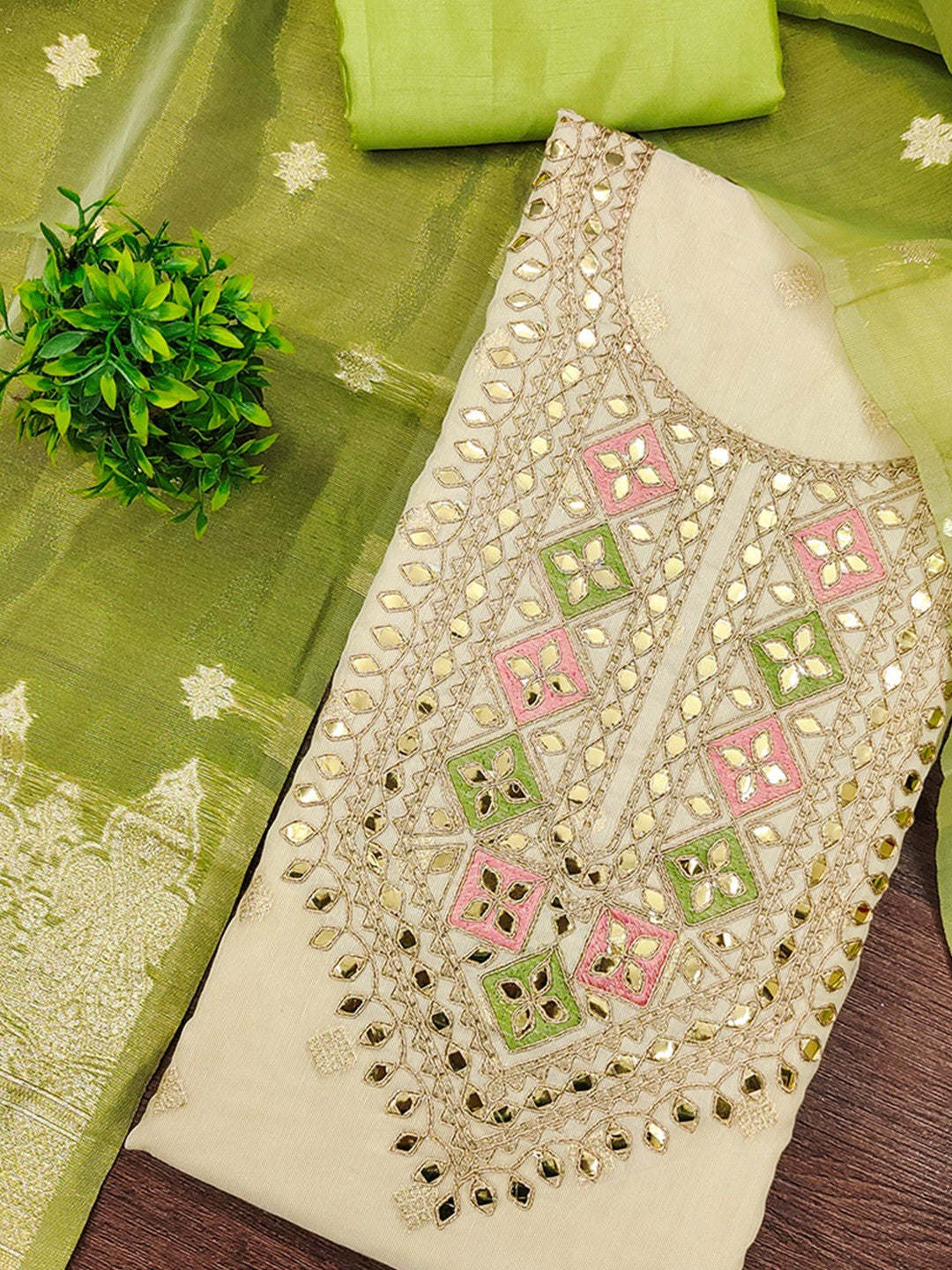 Cream & Green Jacquard Dress Material Adorned with Classic Butti Weaving Work - Image 5