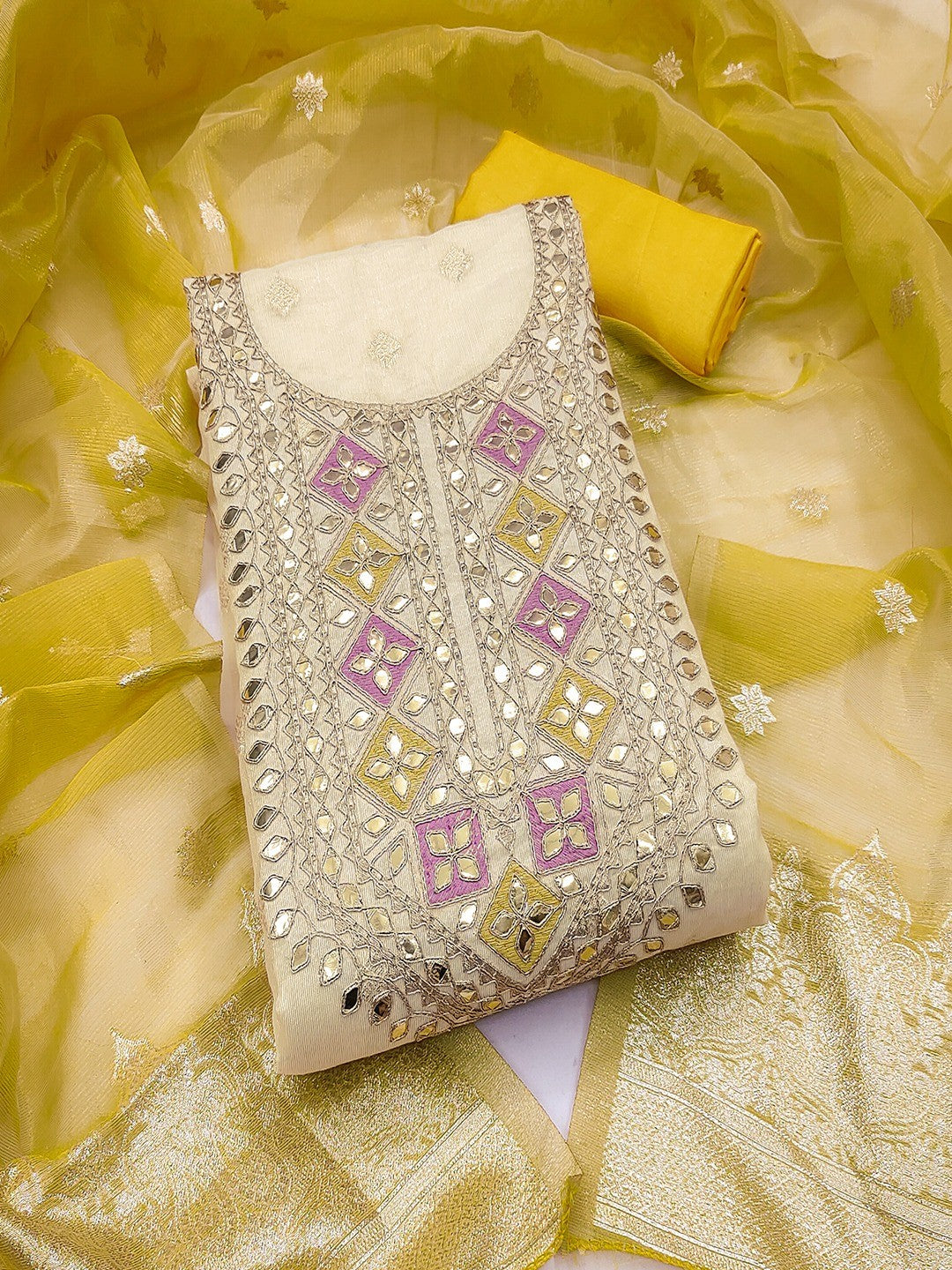 Cream & Mehendi Green Jacquard Dress Material Adorned with Classic Butti Weaving Work - Image 4