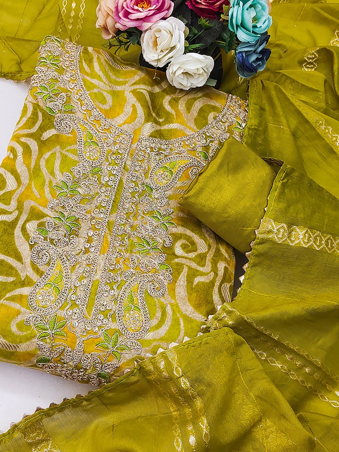 Green Printed Art Silk Fabric Set Enhanced with Fine Embroidered Detailing - Image 5