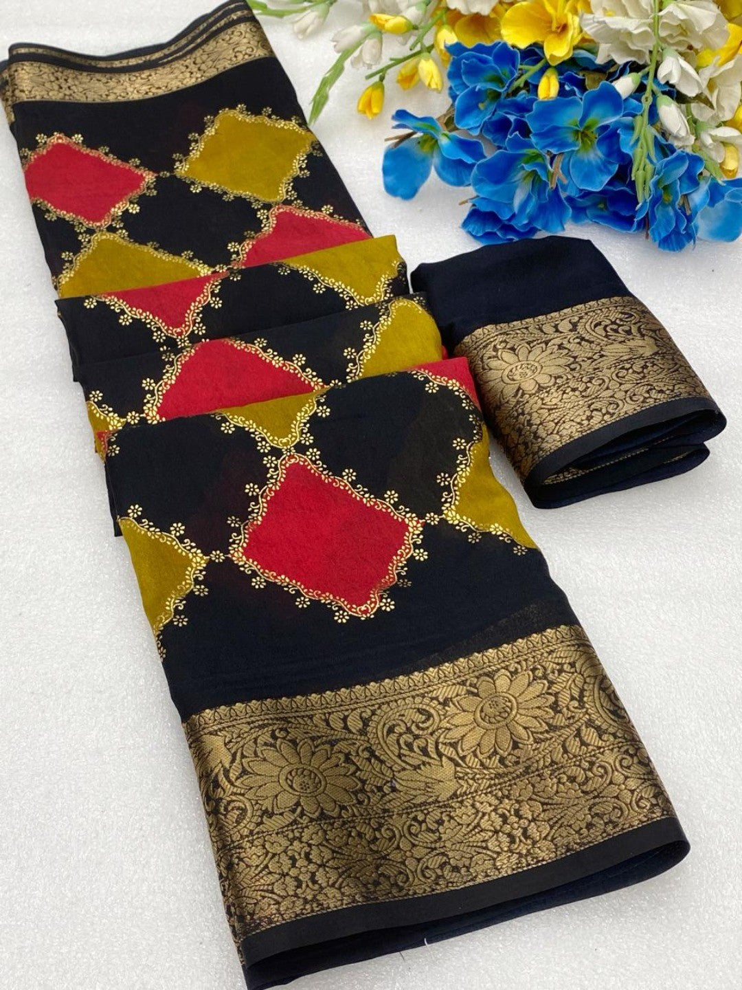 Multicolor Georgette Saree with Woven Zari Border and Foil Print - Image 3