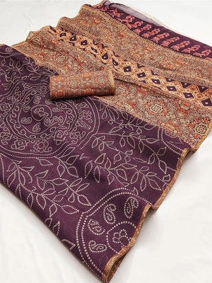 Wine Linen Saree with Bandhani Print and Ethnic Motifs - Image 2