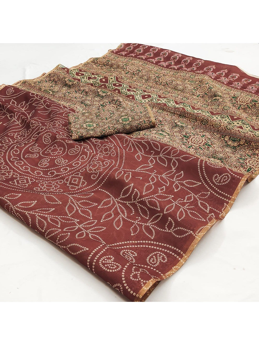 Maroon Printed Chanderi Cotton Saree with Golden Border - Image 2