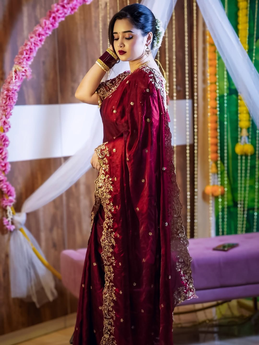 Luxurious Maroon Floral Zari & Thread Organza Satin Silk Saree With An Artistic Arco Cut Border - Image 1