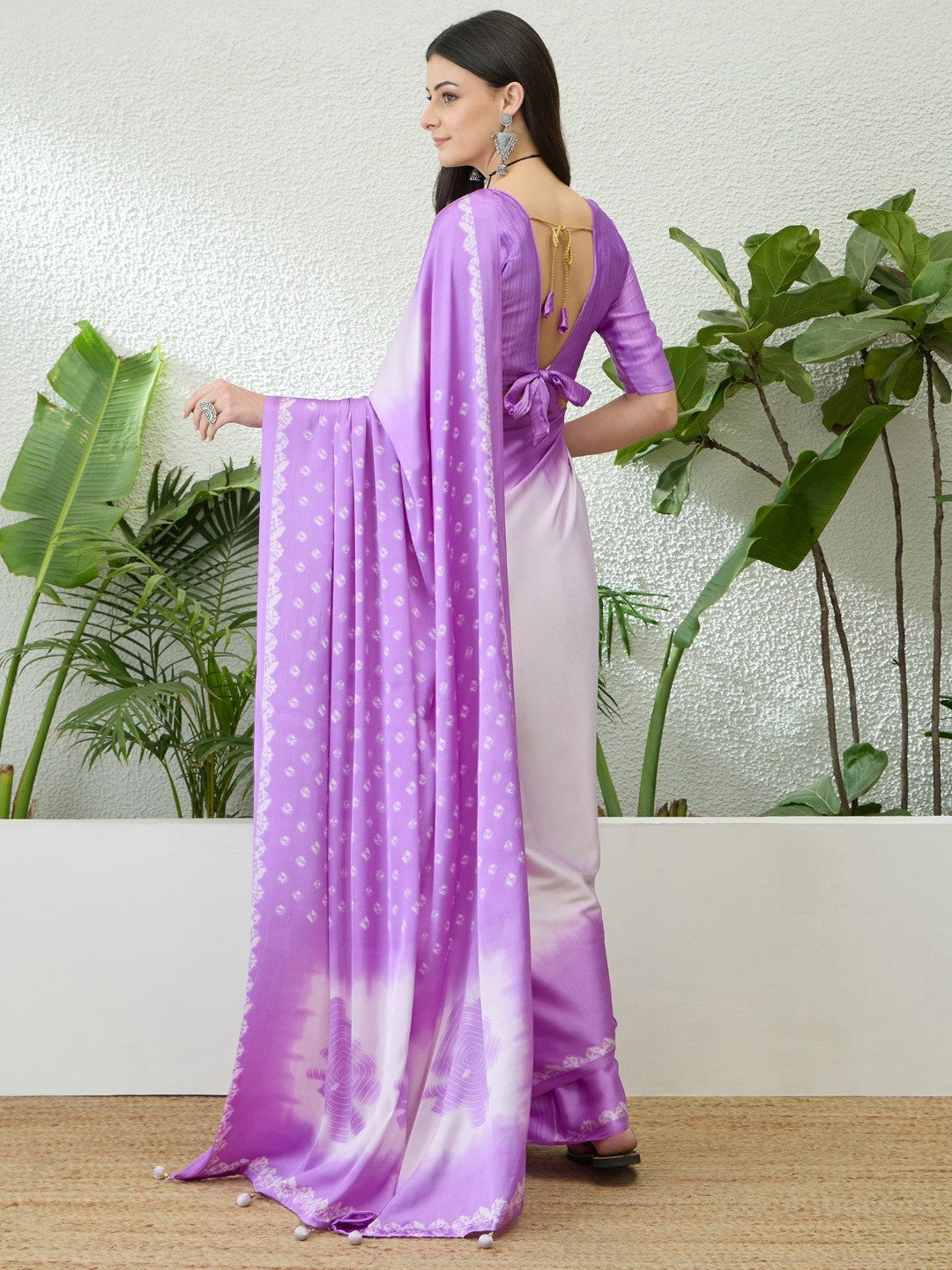 Classic Lavender Bandhani Printed Satin Ombre Saree With A Beautifully Finished Tassel Pallu - Image 2