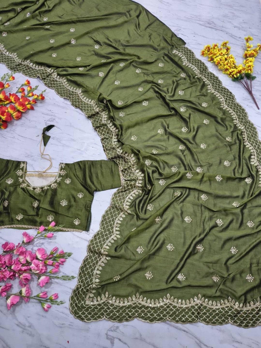 Green Floral Design Vichitra Silk Saree Featuring Intricate Thread & Sequins Embroidery - Image 5