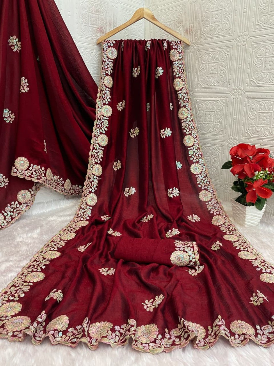 Luxurious Maroon Floral Vichitra Silk Saree Embellished With Thread Embroidery & Sequins Work - Image 7