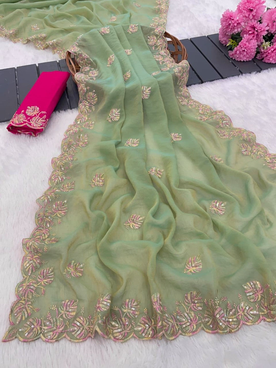 Charming Green Floral Silk Blend Saree Enhanced With Thread Embroidery & Subtle Sequins Work - Image 3