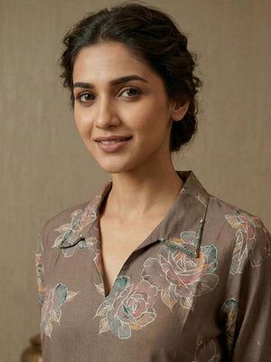 Grey Floral Printed Viscose Kurti with Collar Neck - Image 2