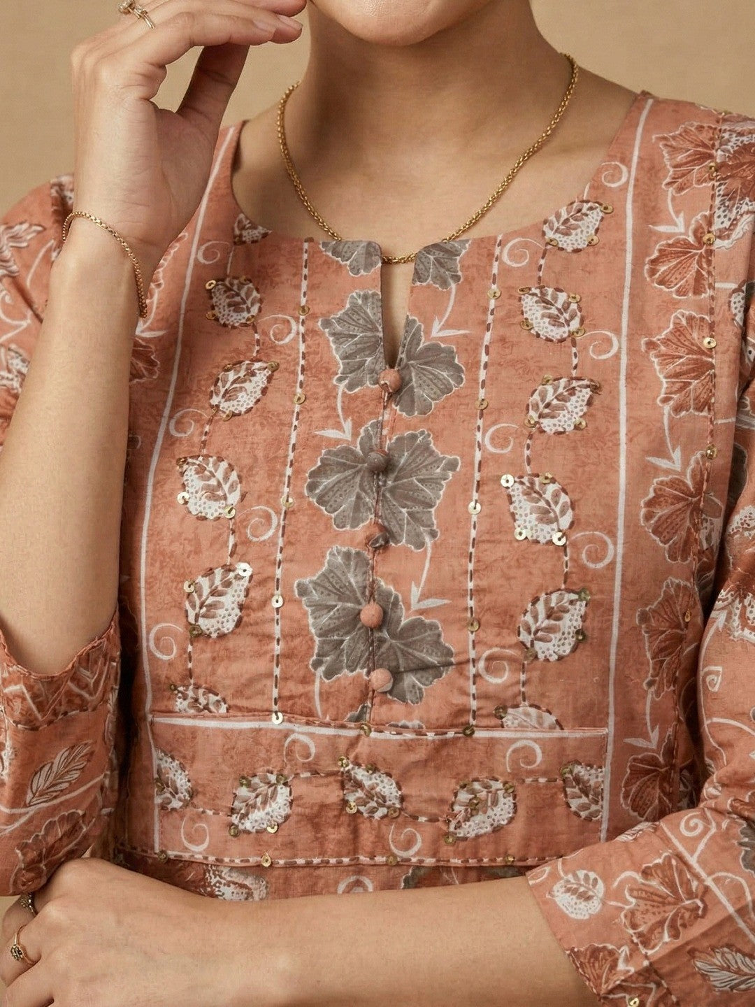 Peach Floral Printed Pure Cotton Salwar Suit with Dupatta for Timeless Ethnic Elegance - Image 5