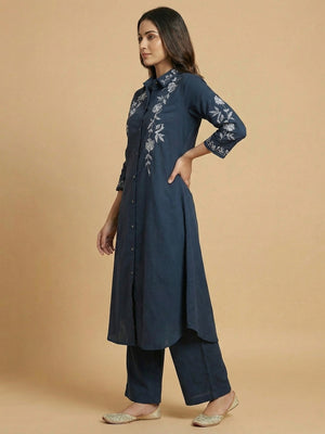 Navy Blue Viscose Top Bottom Ensemble with Elegant Floral Embroidered Accents - Image 2