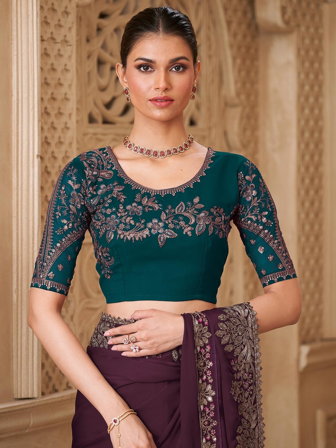 Burgundy Georgette Saree Featuring Detailed Embroidered Border - Image 3