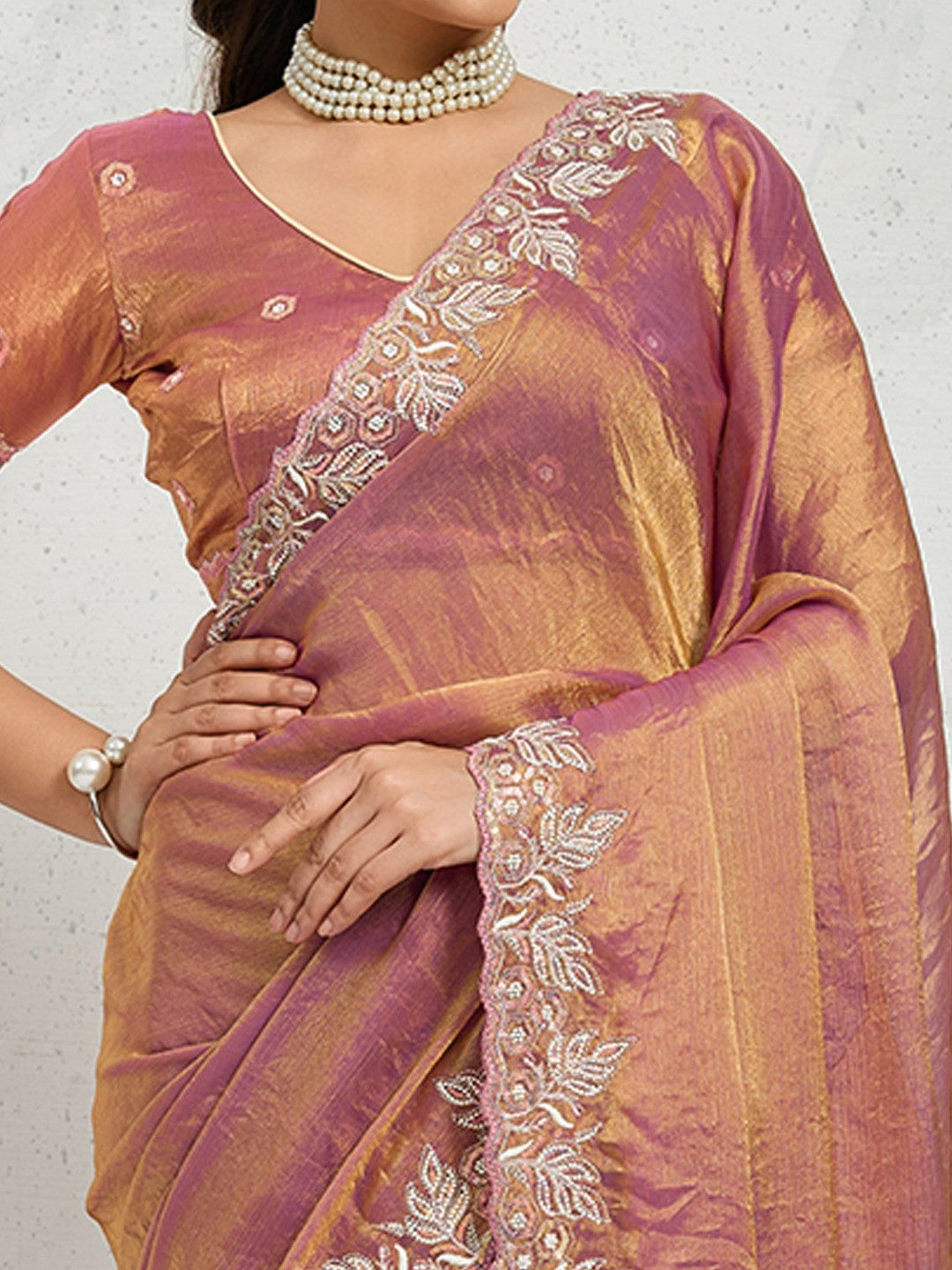 Elegant Wine Floral Thread & Zari Embroidered Chiffon Velvet Saree With Shimmering Sequins - Image 6