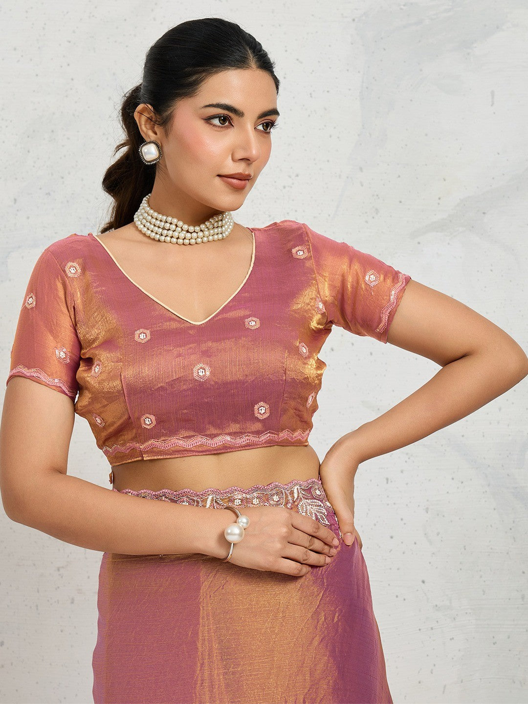 Elegant Wine Floral Thread & Zari Embroidered Chiffon Velvet Saree With Shimmering Sequins - Image 3