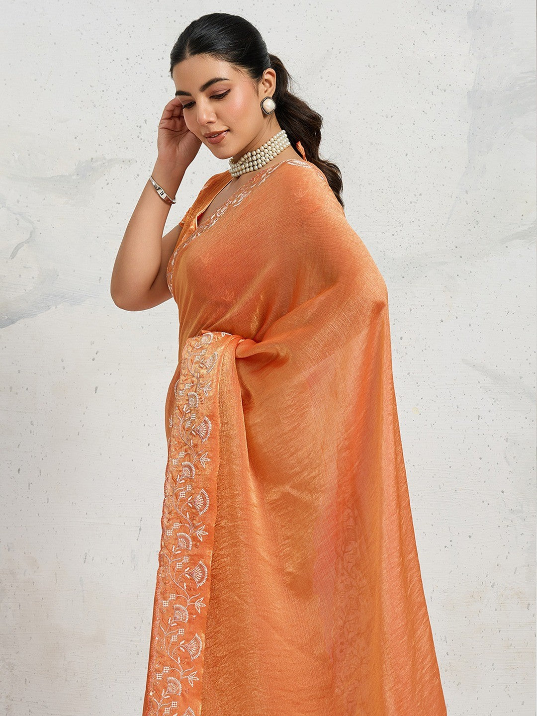 Elegant Orange Floral Thread & Zari Embroidered Chiffon Velvet Saree With Shimmering Sequins - Image 6