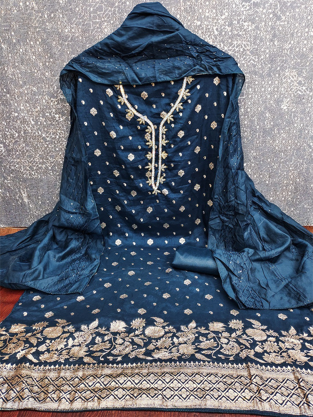 Morpich Blue Floral Woven Banarasi Silk Dress Material Adorned With Sequins Hand Embellishment - Image 3
