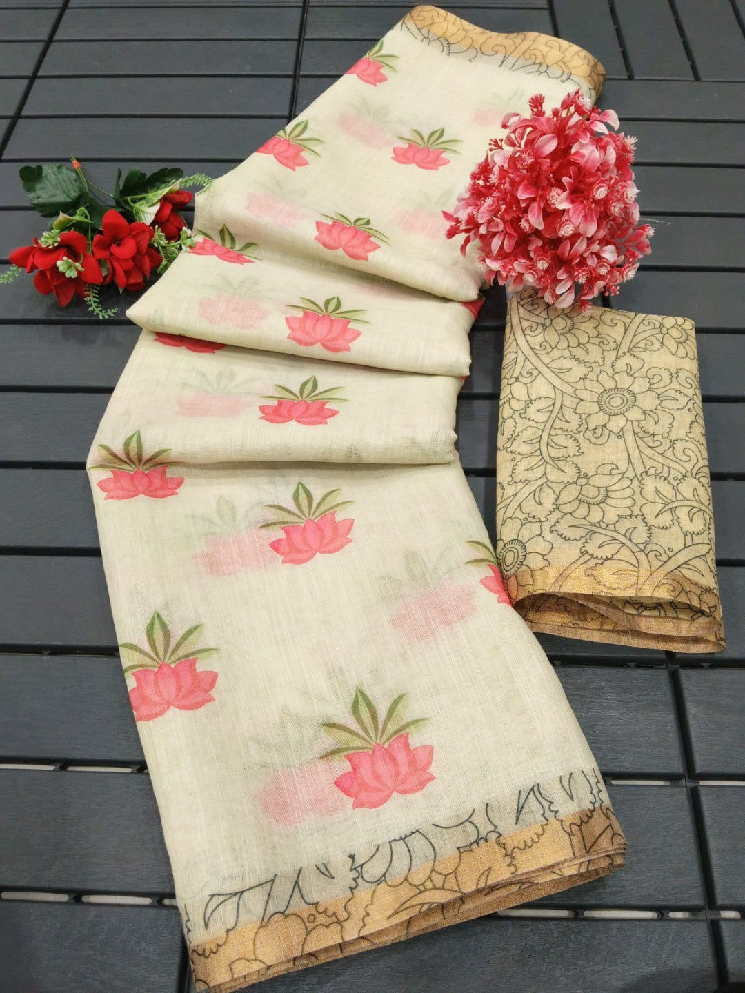 Ethnic Beige Linen Saree with Graceful Floral Printed Motif Work - Image 3