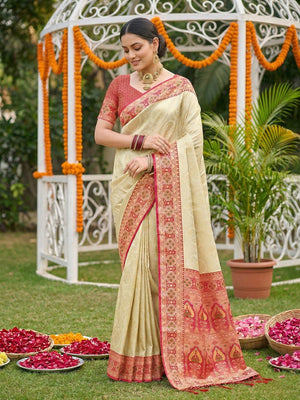 Elegant Cream & Red Floral Weaving Silk Blend Saree With Rich Tassel Pallu - Image 2