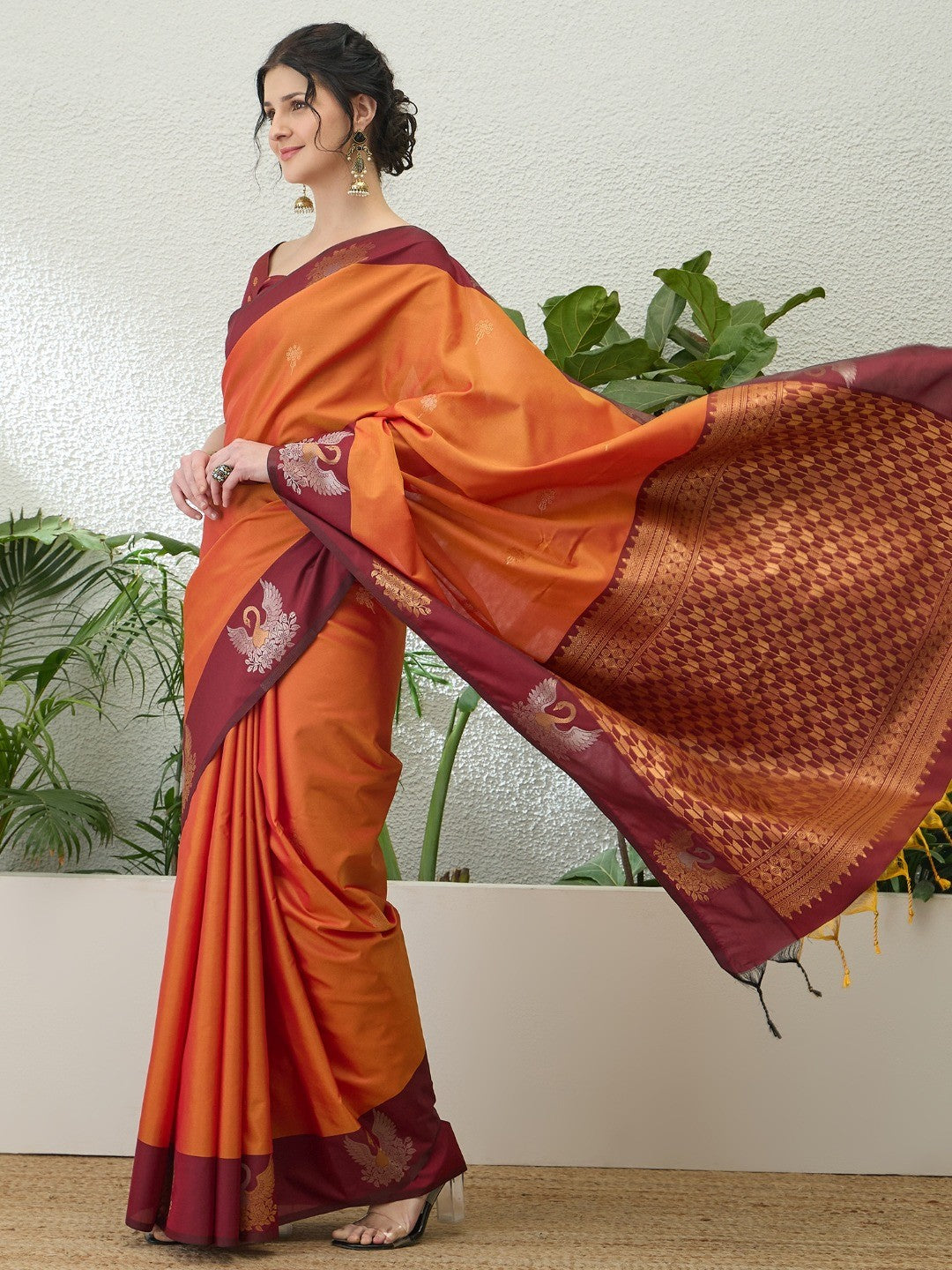 Elegant Orange Handloom Silk Saree with Maroon Border - Image 5
