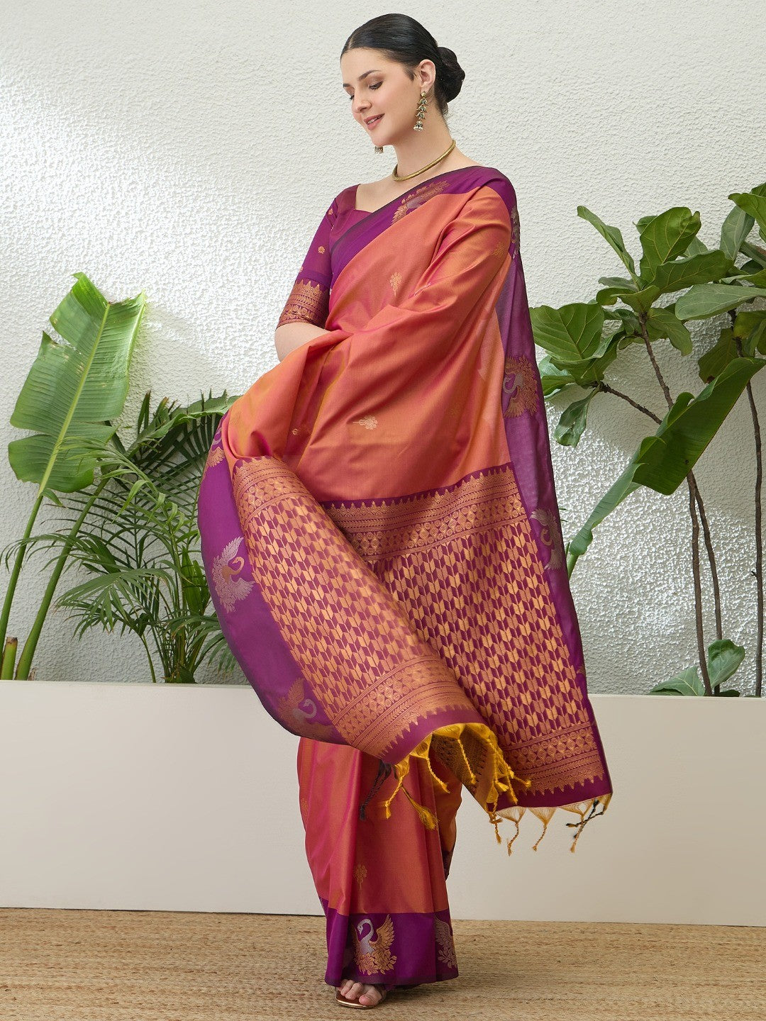 Elegant Burnt Orange Handloom Silk Saree with Woven Design - Image 5