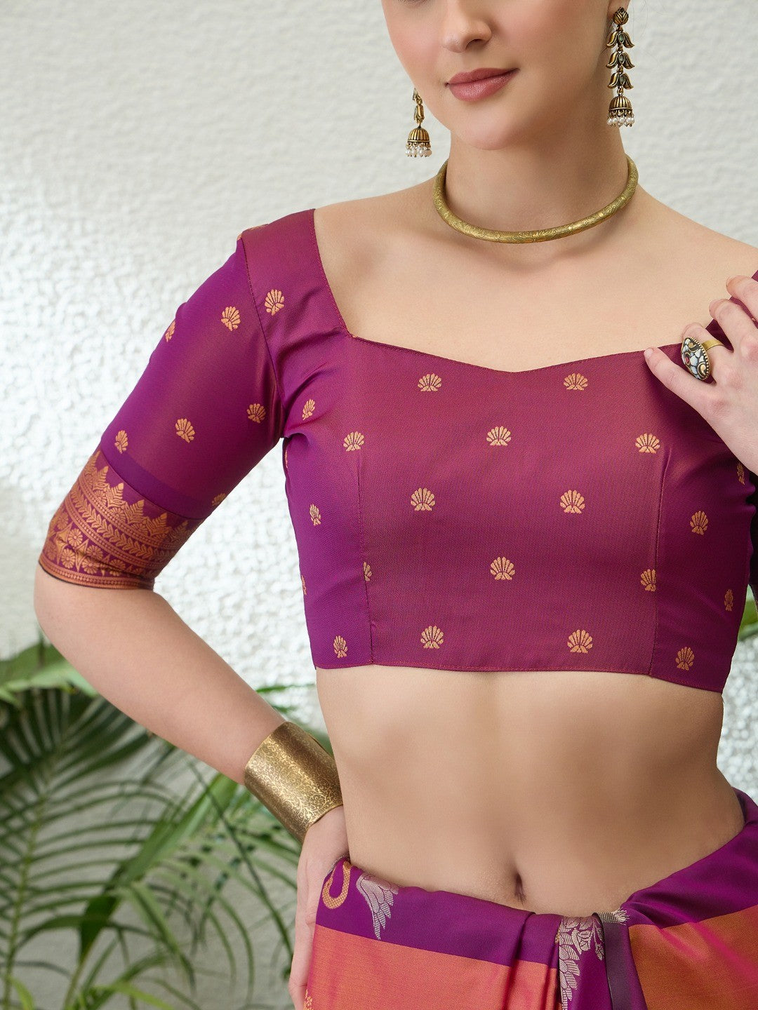 Elegant Burnt Orange Handloom Silk Saree with Woven Design - Image 3