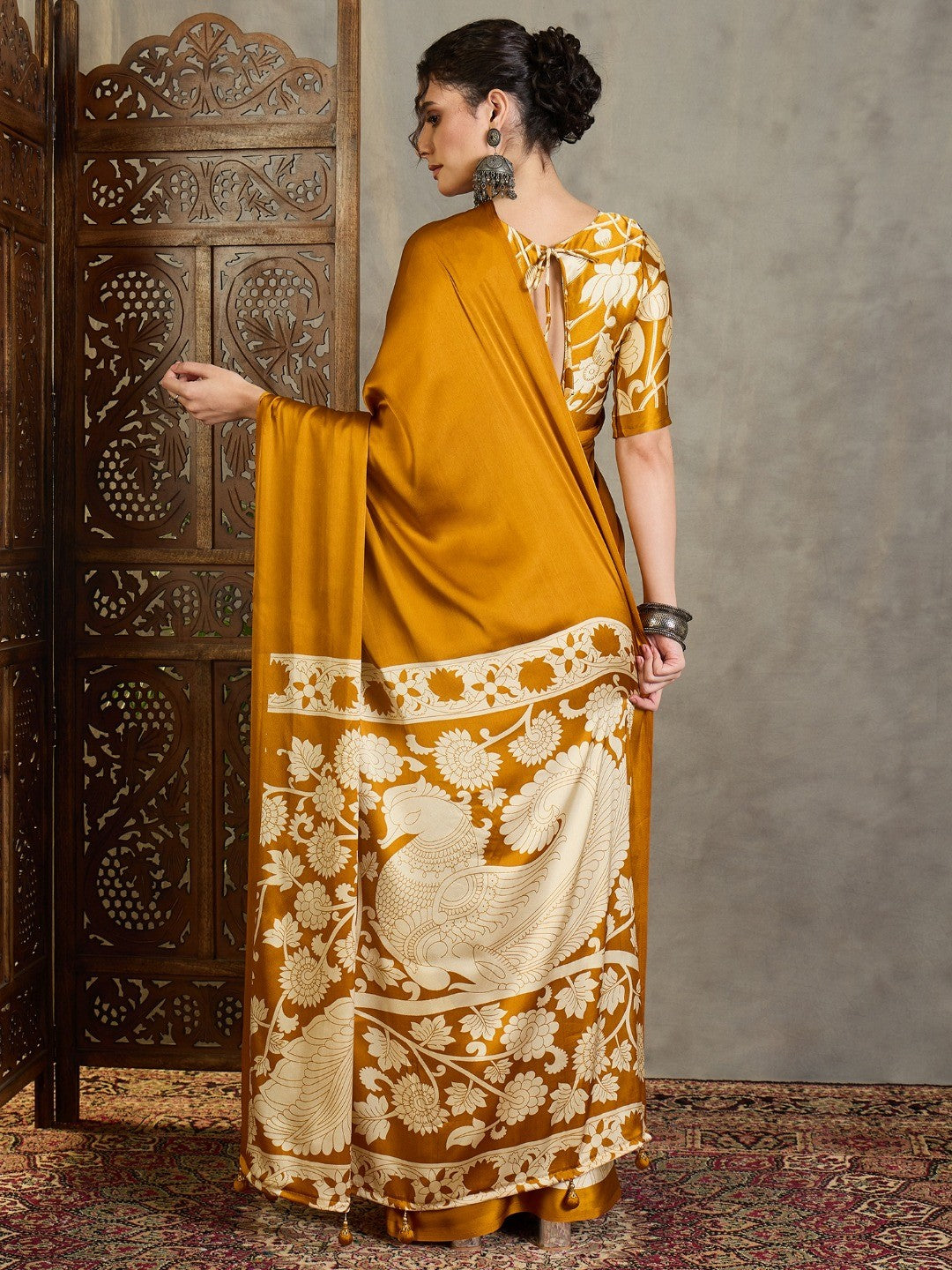 Ethnic Mustard  Satin Saree with Detailed Kalamkari Printed Design - Image 6