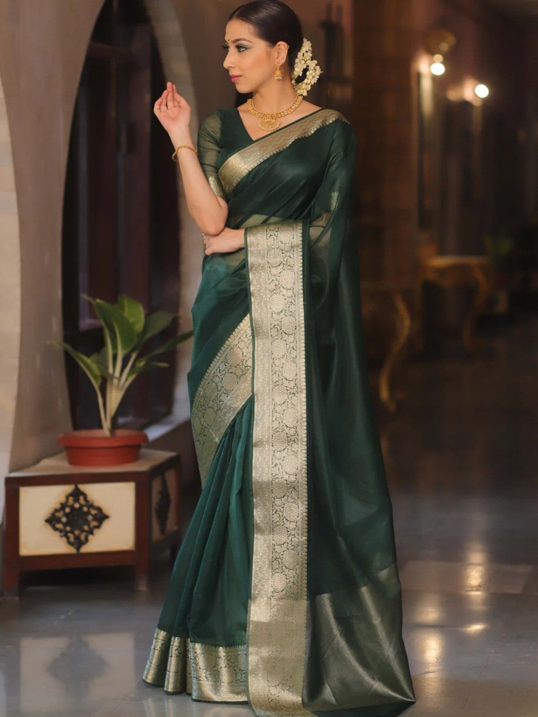 Classic Dark Green Solid Organza Saree Featuring Floral Golden Zari Weaving Border - Image 4