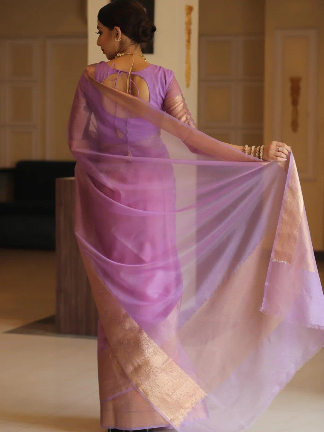 Classic Lavender Solid Organza Saree Featuring Floral Golden Zari Weaving Border - Image 6