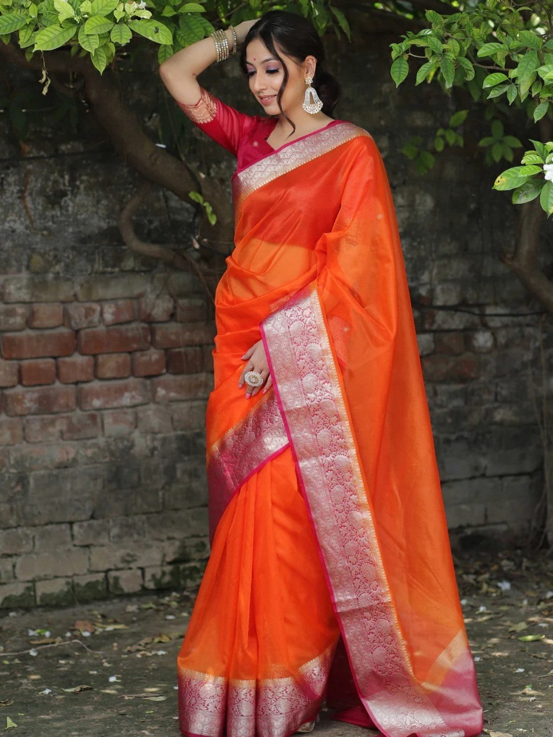 Classic Orange Solid Organza Saree Featuring Floral Golden Zari Weaving Border - Image 3