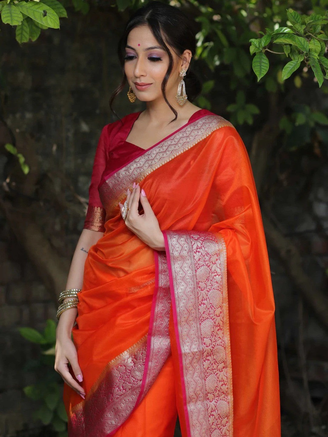 Classic Orange Solid Organza Saree Featuring Floral Golden Zari Weaving Border - Image 9