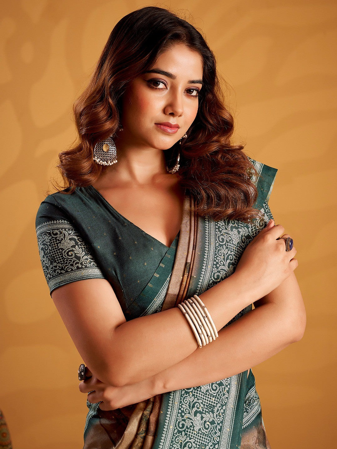 Charming Brown Tussar Silk Saree Adorned With Floral Digital Print Design - Image 3