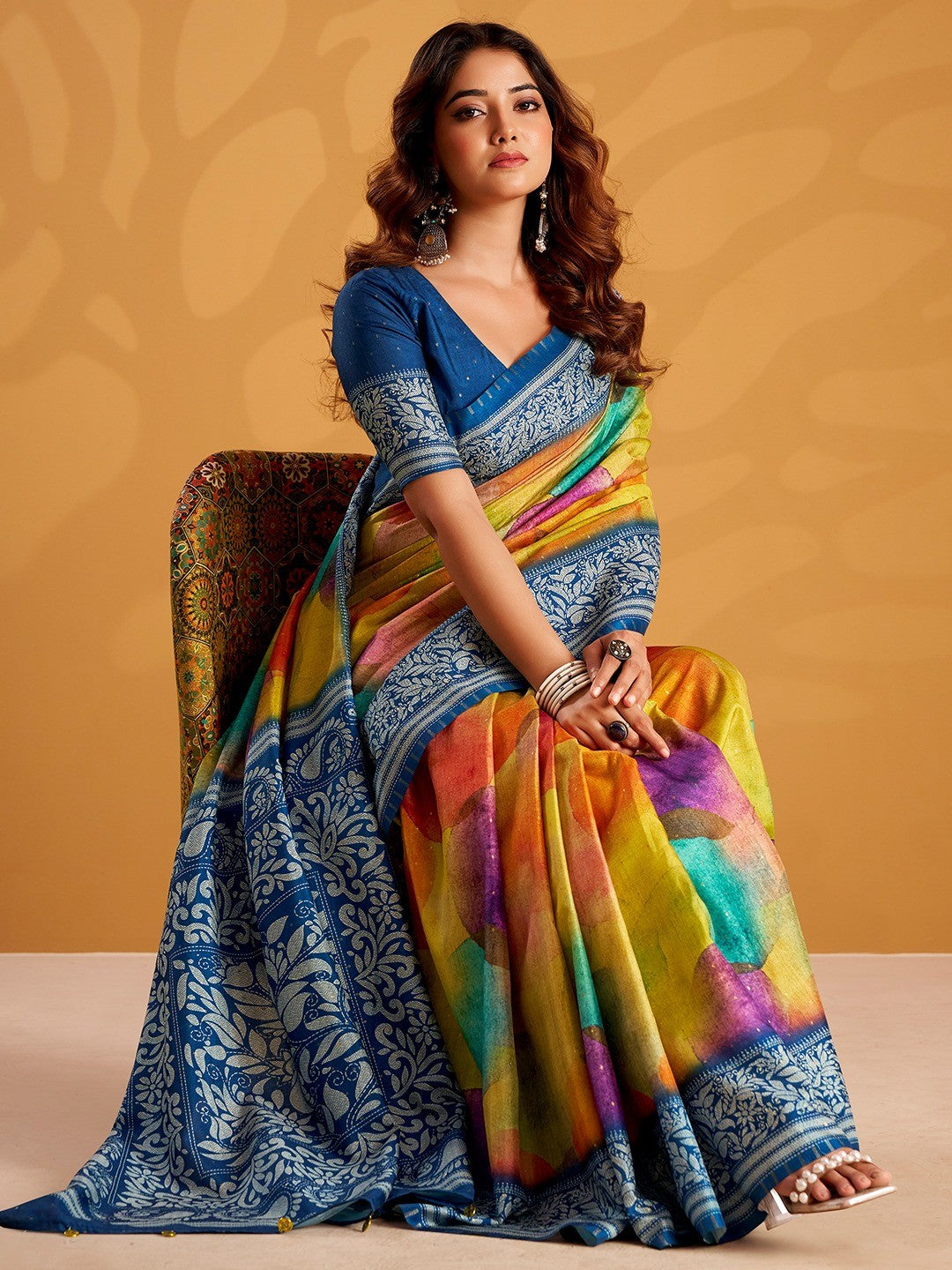 Trendy Multicolor Tussar Silk Saree with Eye-Catching Paisley Digital Print Pattern - Image 3