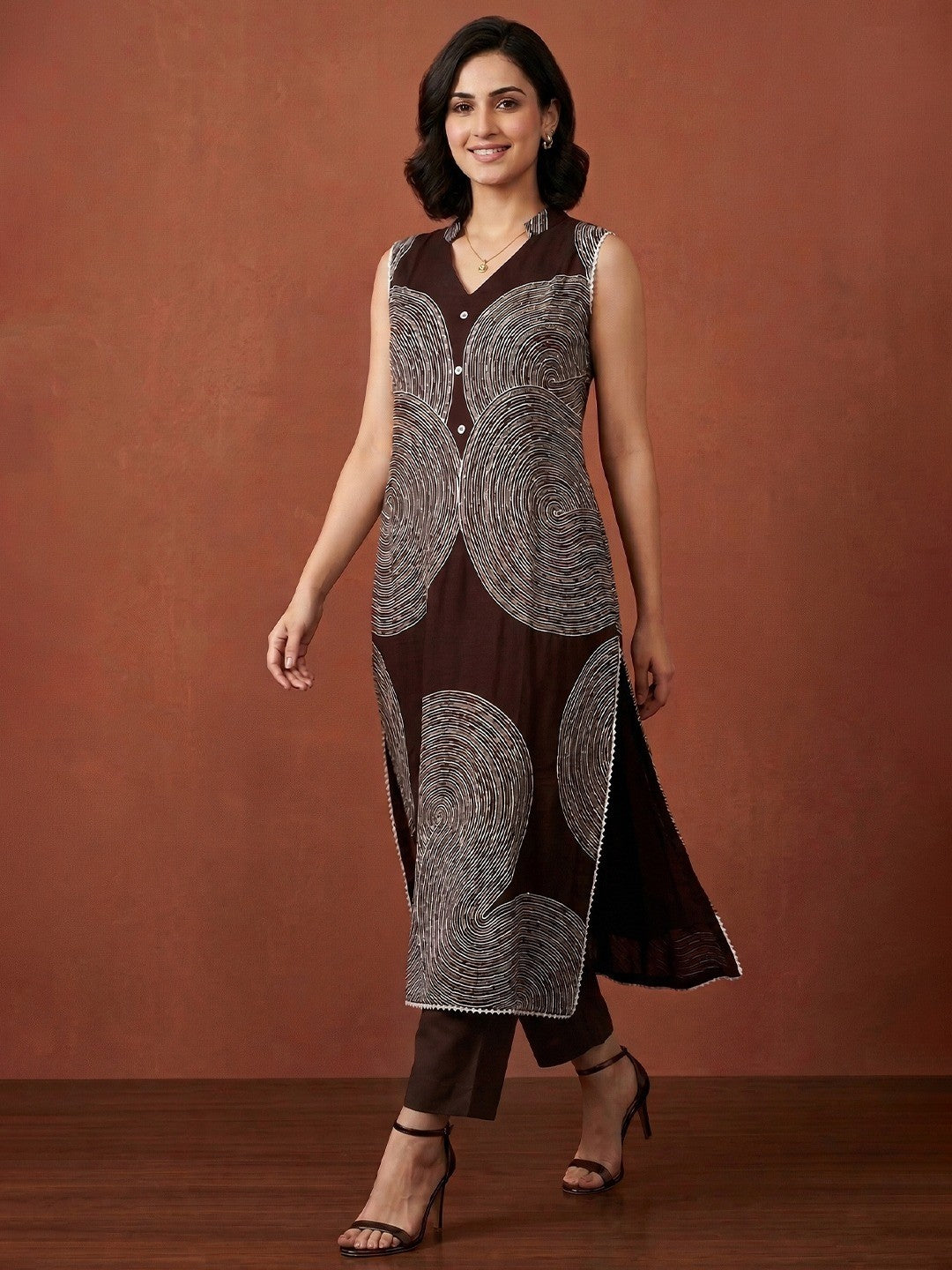 Wine Rayon Top Bottom Set with Abstract Print and Lace Detail - Image 2