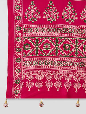 Charming Pink Floral Printed Satin Saree Beautified With Decorative Latkan Pallu - Image 2