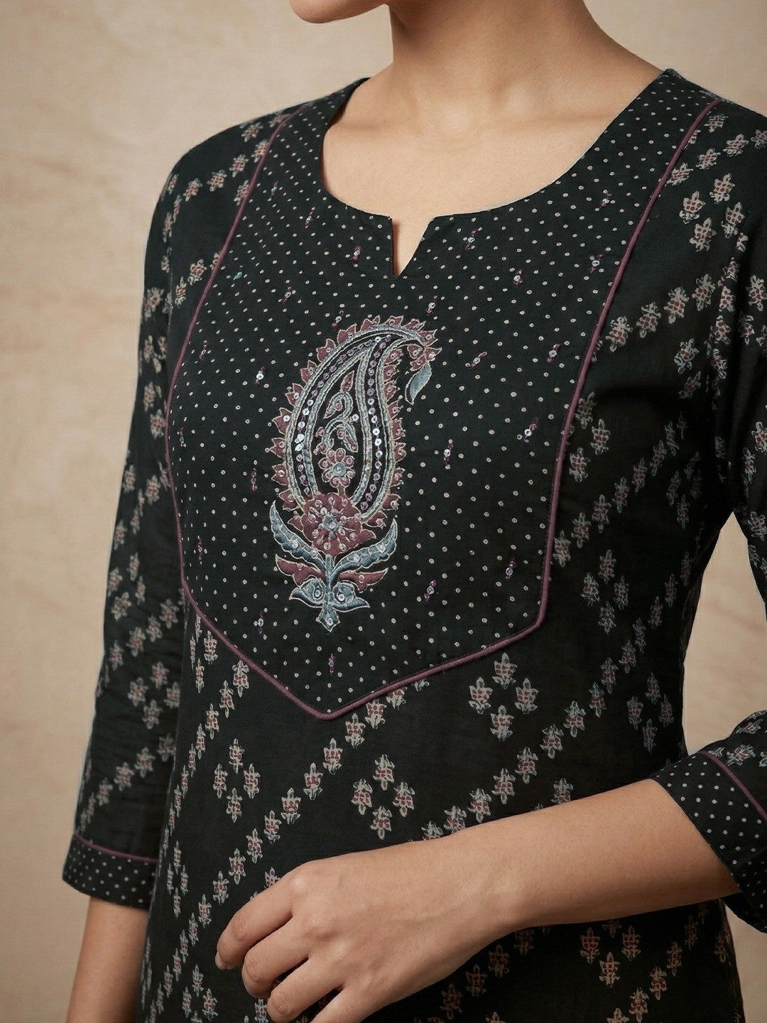Black Paisley Printed Pure Cotton Salwar Suit Set with Traditional Design - Image 4
