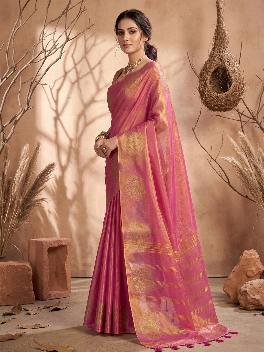 Classic Rani Pink Floral Zari Weaving Tissue Silk Saree With Tassel Pallu - Image 2