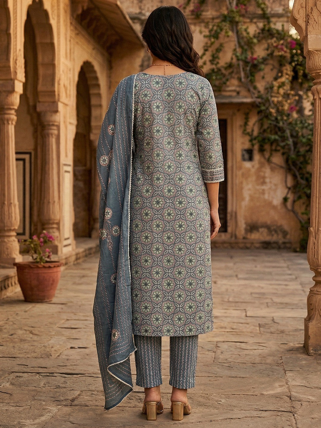 Casual Wear Blue Pure Cotton Kurta and Straight Pant Set with Floral Print - Image 3