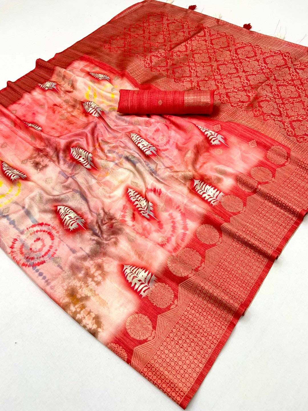 Elegant Red Bemberg Saree with Digital Print and Rich Pallu - Image 3